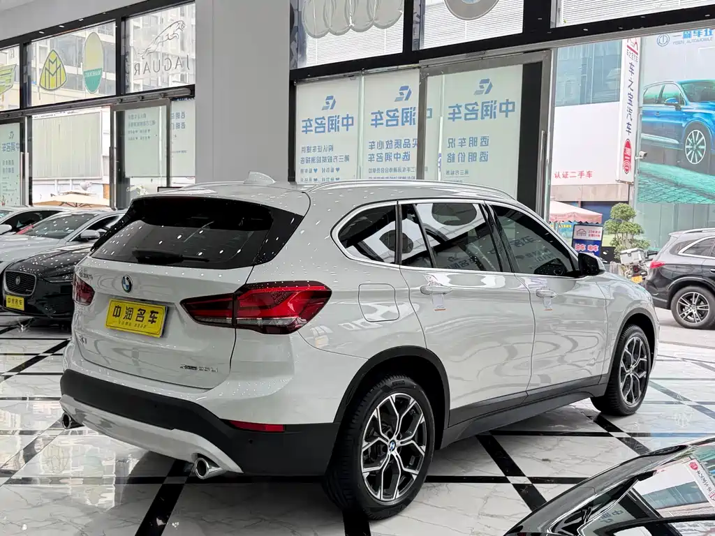 BMW X1 — миниатюра 6