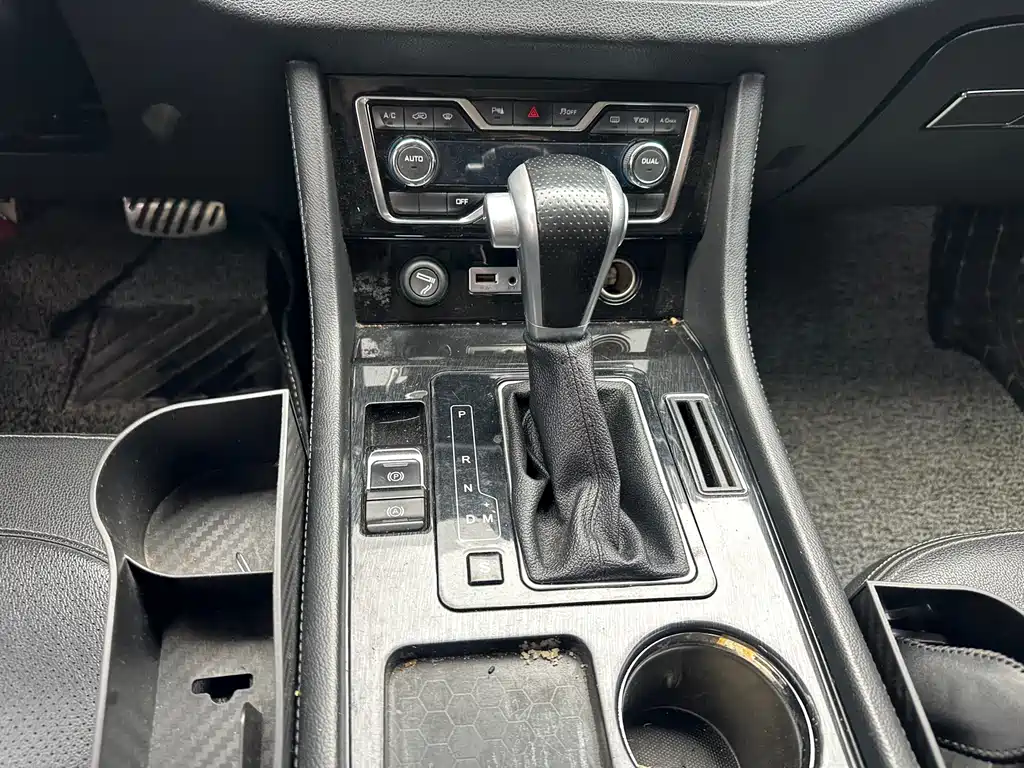 Zotye T600 Coupe — миниатюра 10