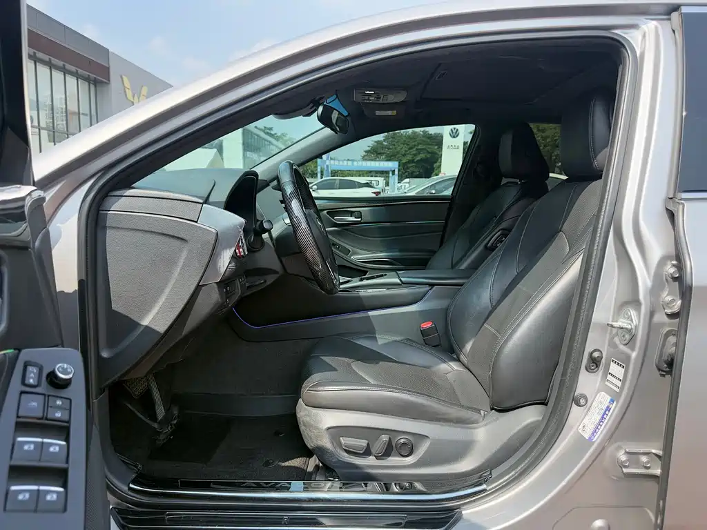 Toyota Avalon — миниатюра 5