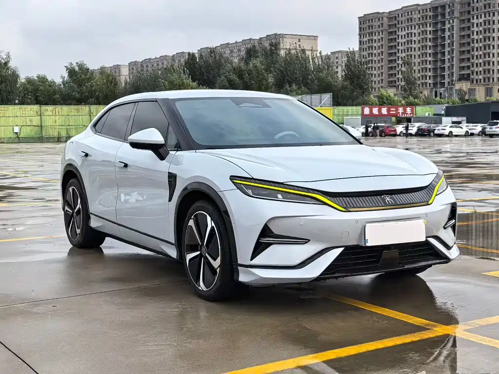 BYD L EV — миниатюра 3