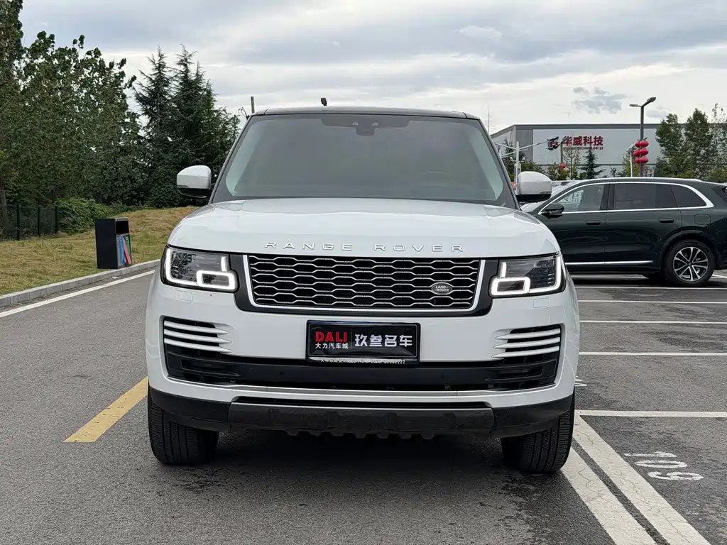 Land Rover Range Rover — миниатюра 2