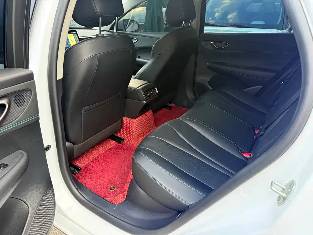 BYD Seal 05 DM-i — миниатюра 12