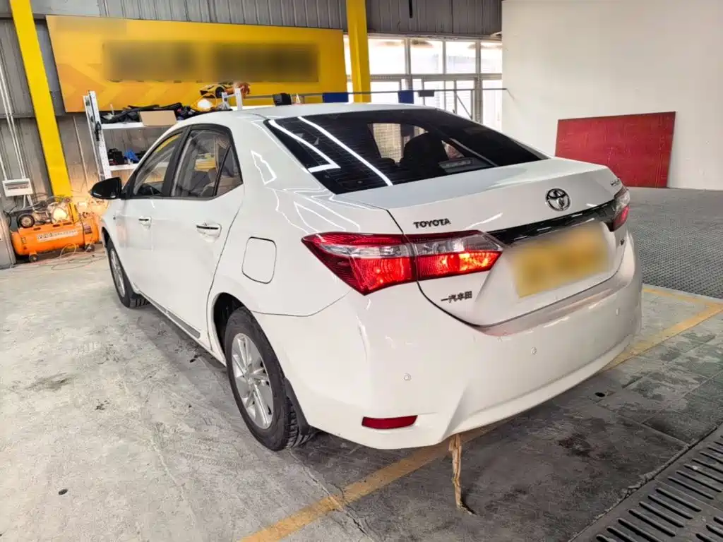 Toyota Corolla — миниатюра 5