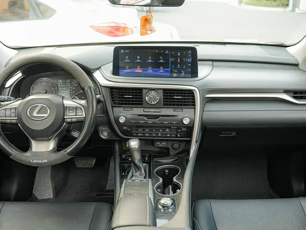 Lexus RX — миниатюра 18