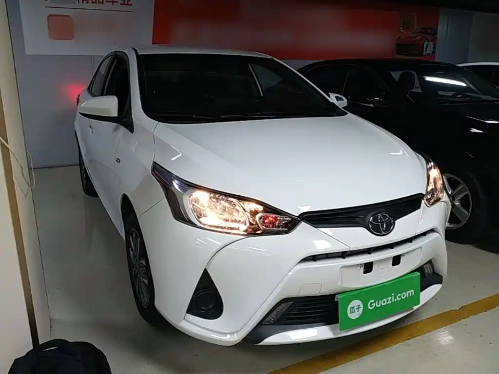 Toyota Yaris L — миниатюра 4