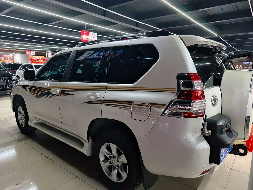 Toyota Prado (Import) — миниатюра 7