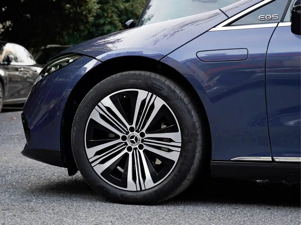 Mercedes-Benz EQS — миниатюра 8