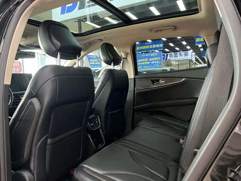 Lincoln Nautilus 2021 2.0T Premium