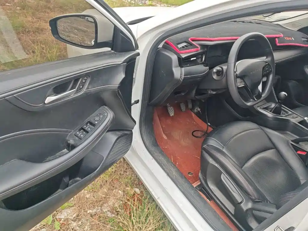 Roewe i5 — миниатюра 16