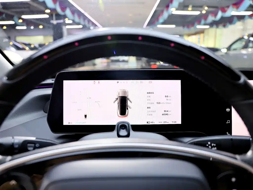 XPeng P7 — миниатюра 12