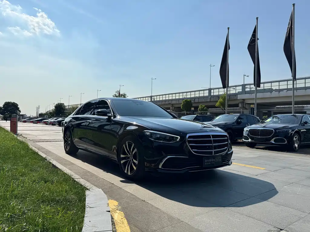 Mercedes-Benz S-Class S 2023 S 400 L Luxury