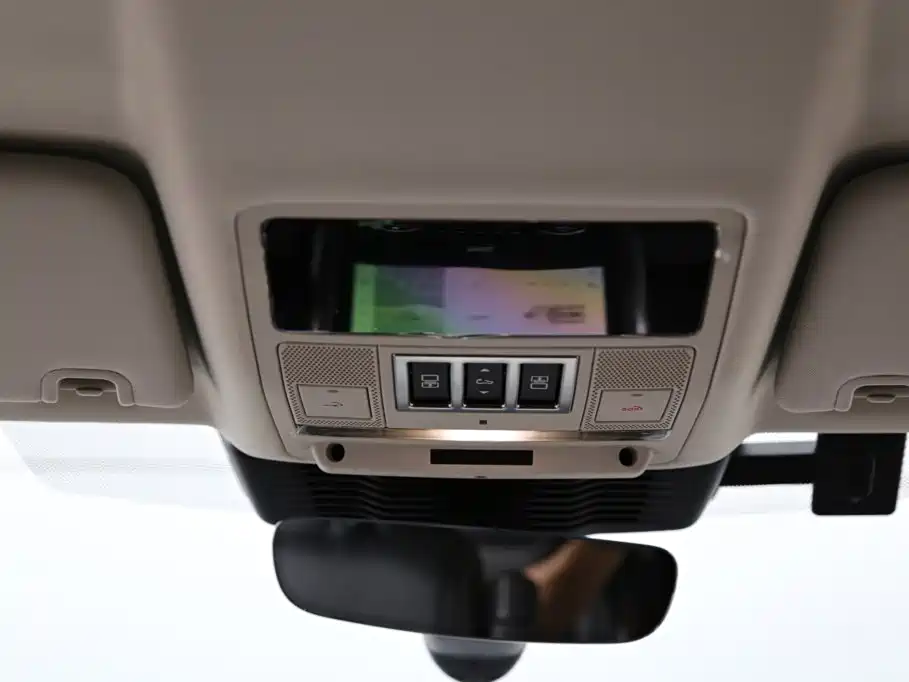 Land Rover Discovery — миниатюра 28