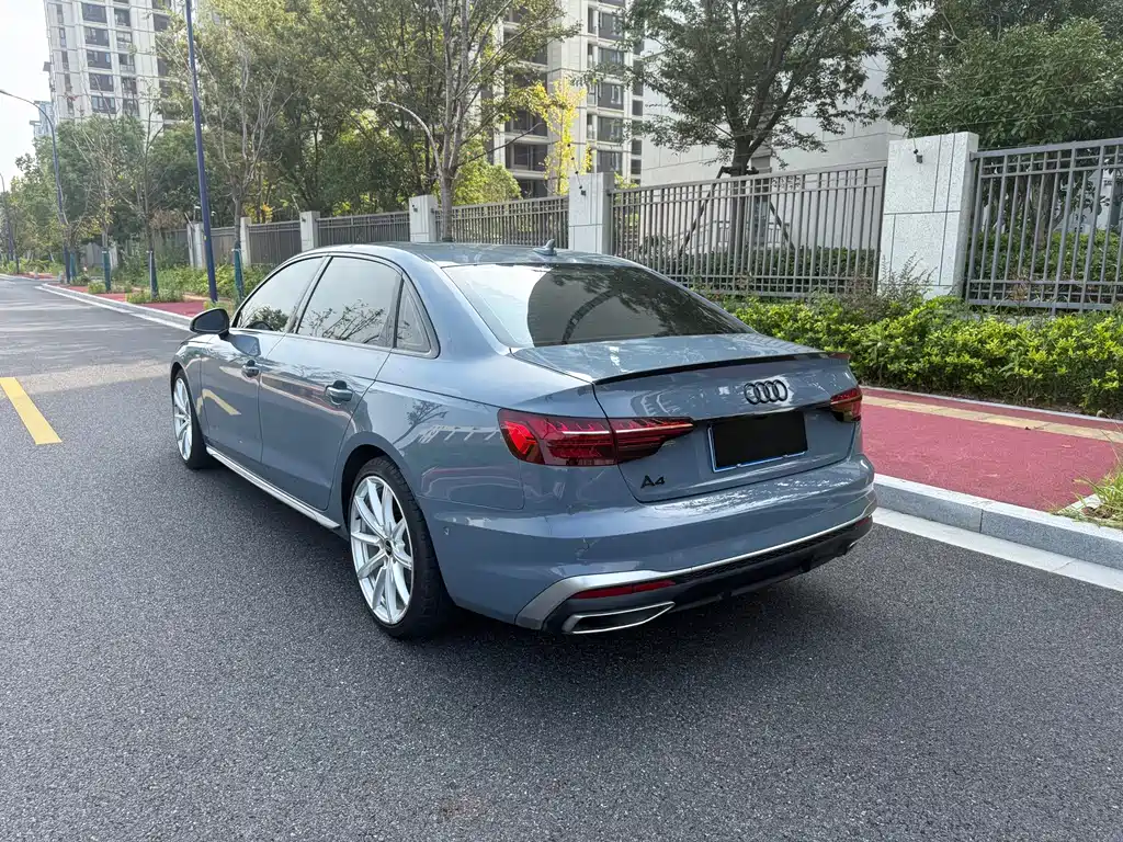 Audi A4L — миниатюра 5