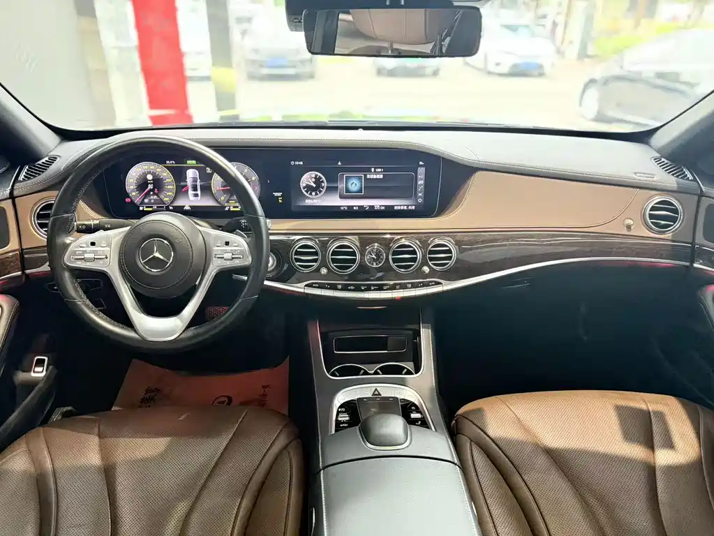 Mercedes-Benz S-Class — миниатюра 10