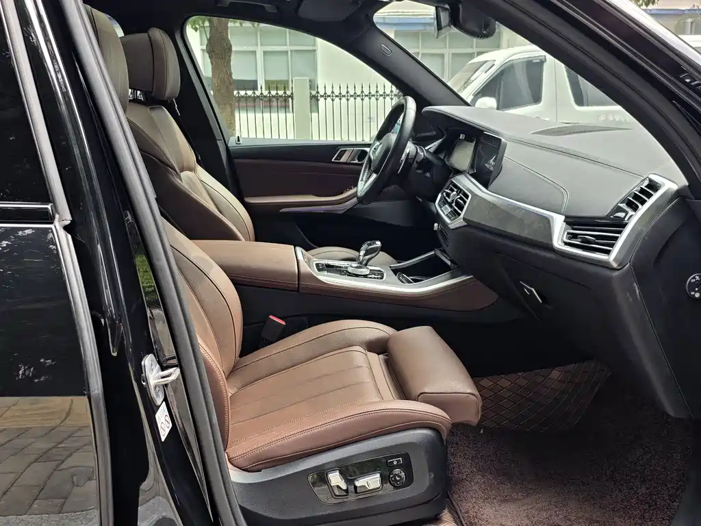 BMW X5 (Import) — миниатюра 8