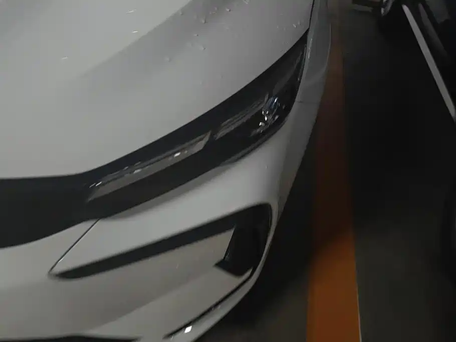 Geely L HiP — миниатюра 5