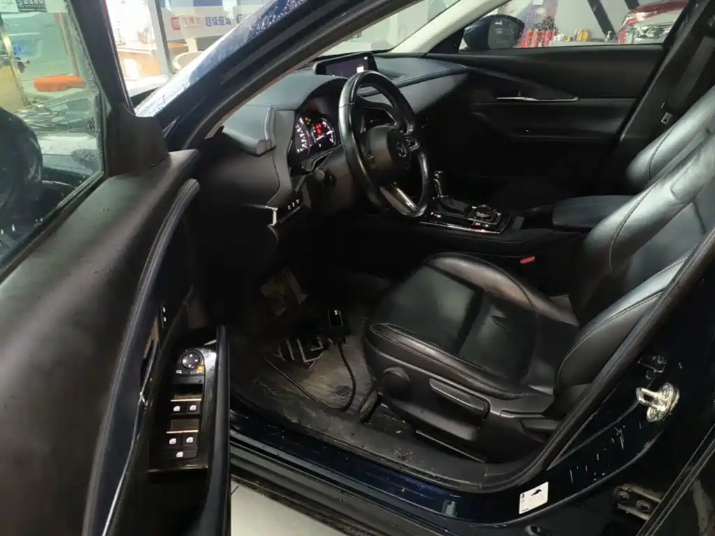 Mazda CX-30 — миниатюра 16