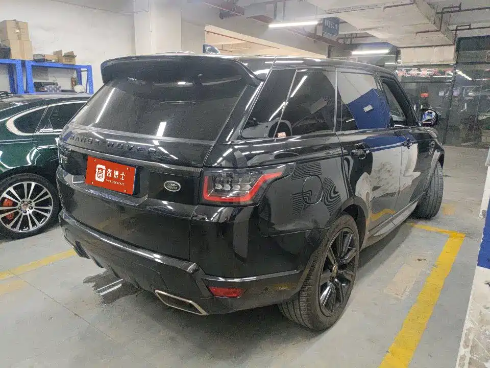 Land Rover Range Rover Sport 2021 3.0 L6 HST