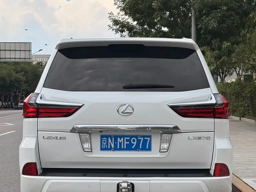 Lexus LX 2016 570 Luxury
