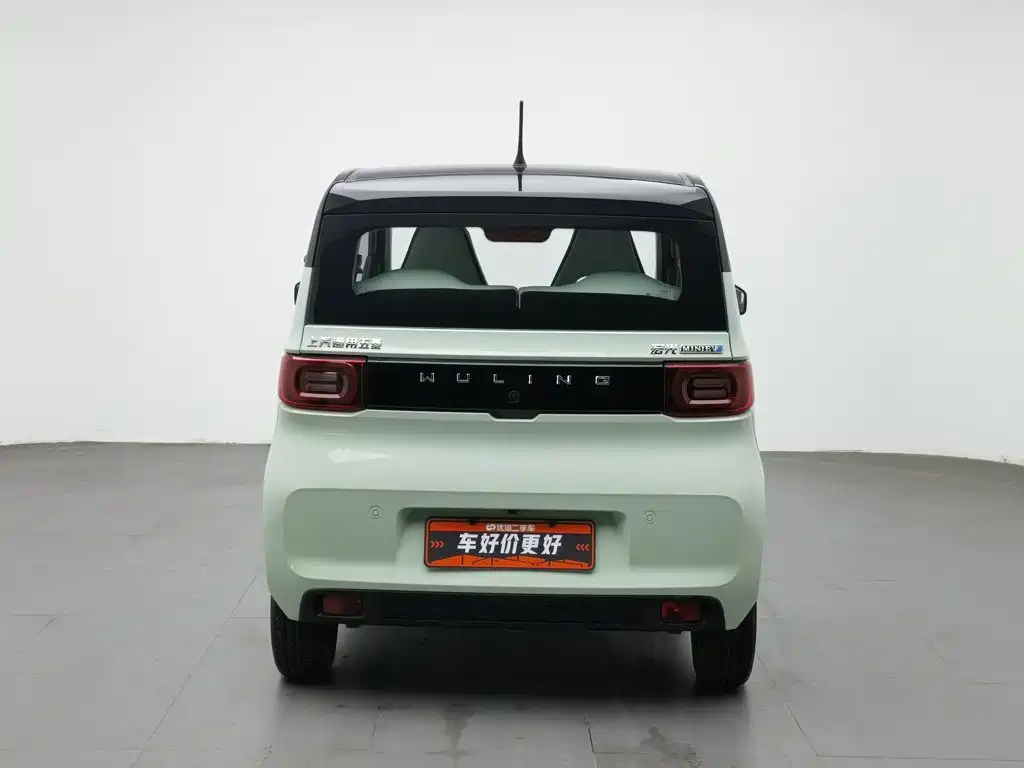 Wuling MINIEV — миниатюра 4