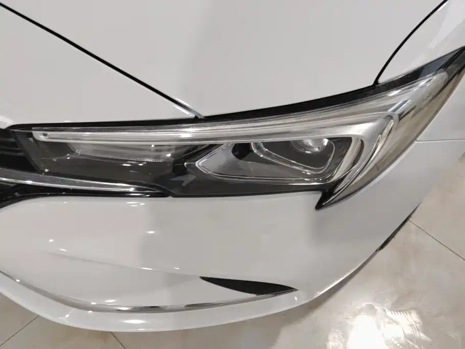 Buick Verano — миниатюра 5