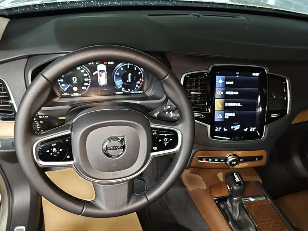 Volvo XC90 2019 T6 7 мест VI