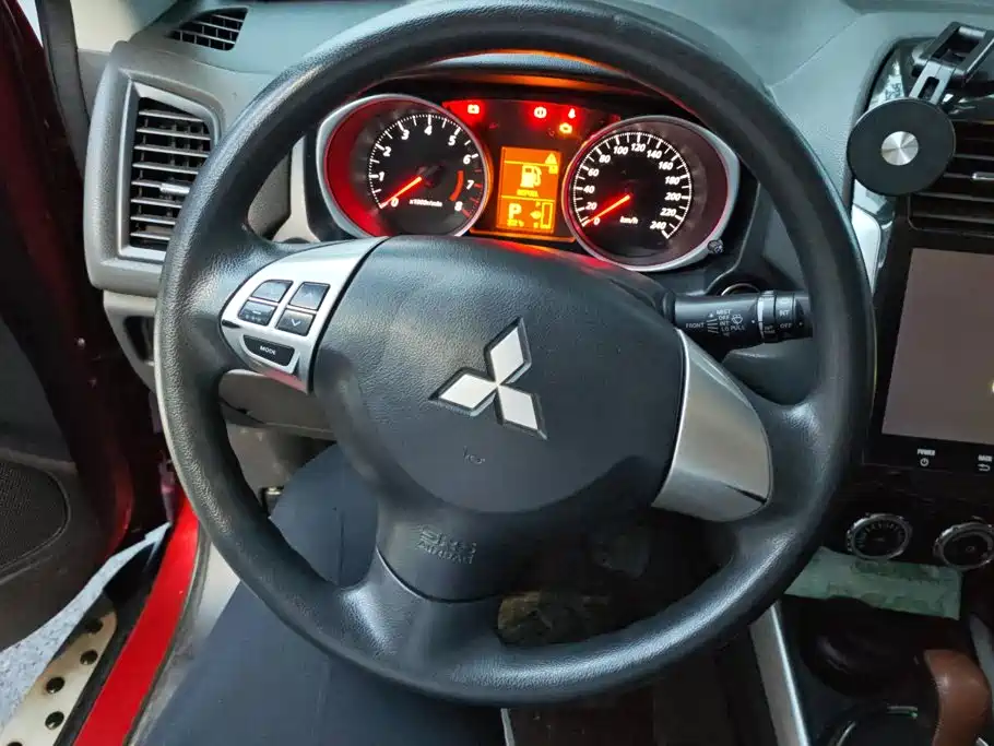 Mitsubishi ASX — миниатюра 15