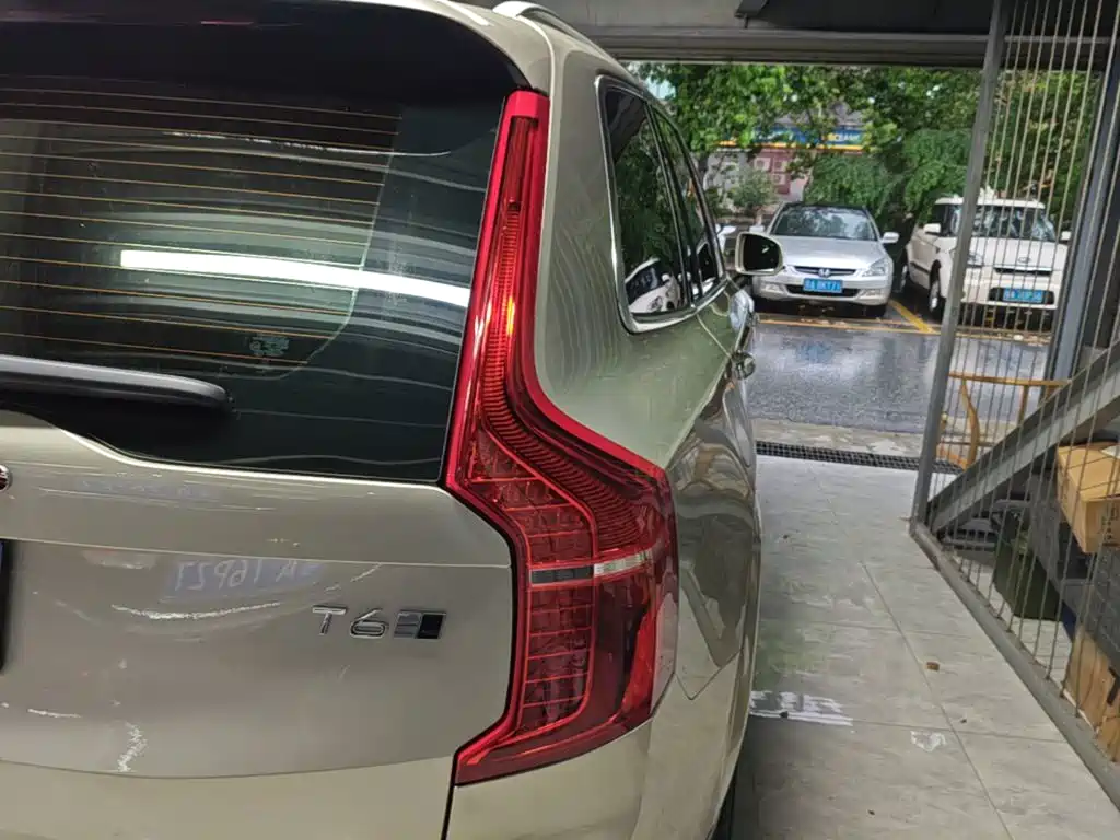 Volvo XC90 2019 T6 7 мест VI