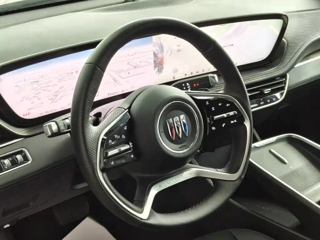 Buick LaCrosse — миниатюра 8