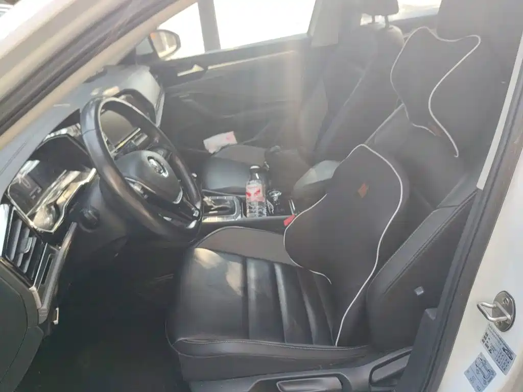 Volkswagen Sagitar — миниатюра 11