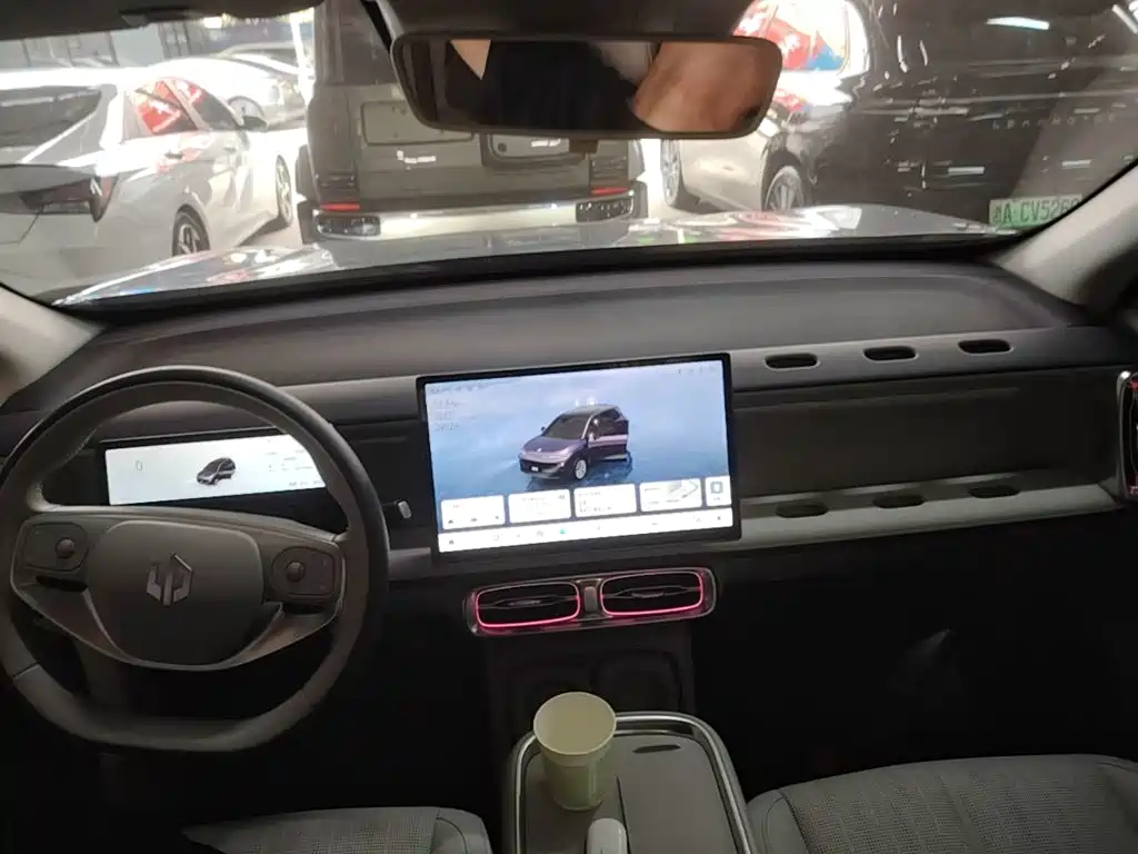 Leapmotor Leapmotor B10 — миниатюра 10