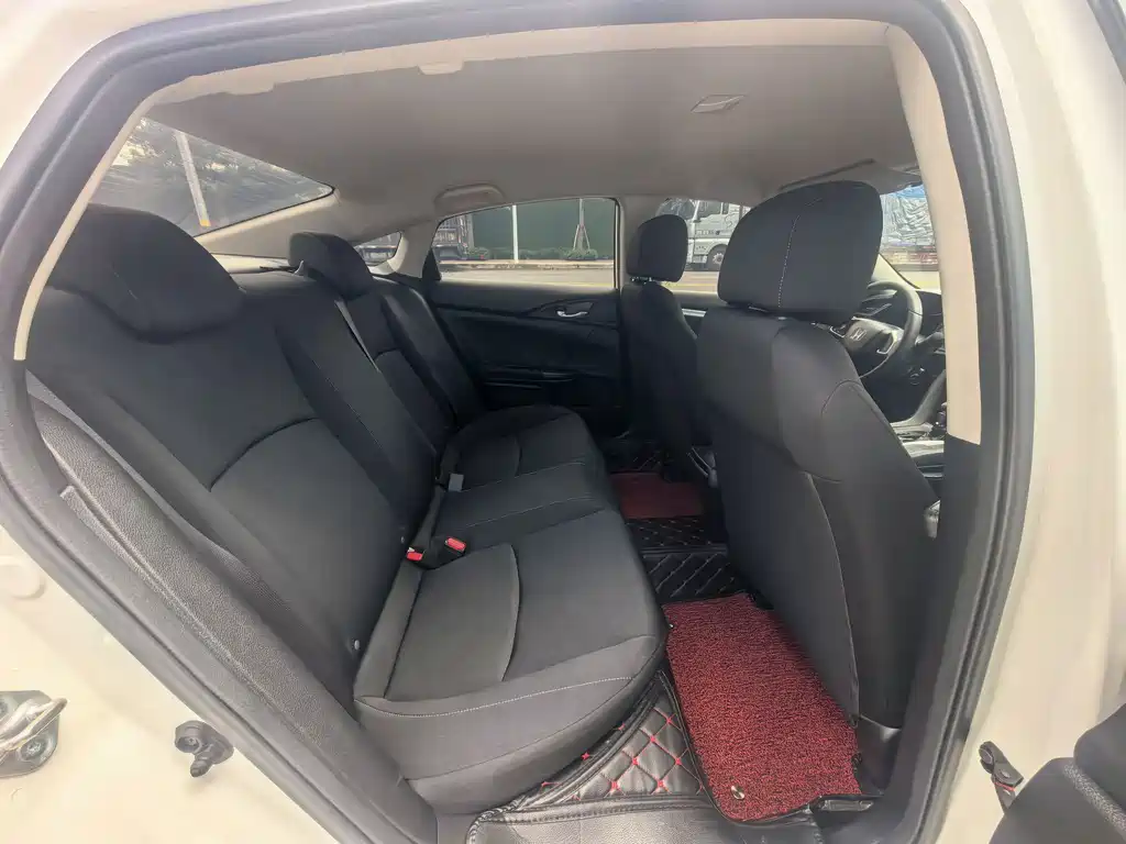 Honda Civic — миниатюра 9