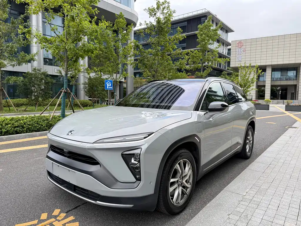 NIO ES6