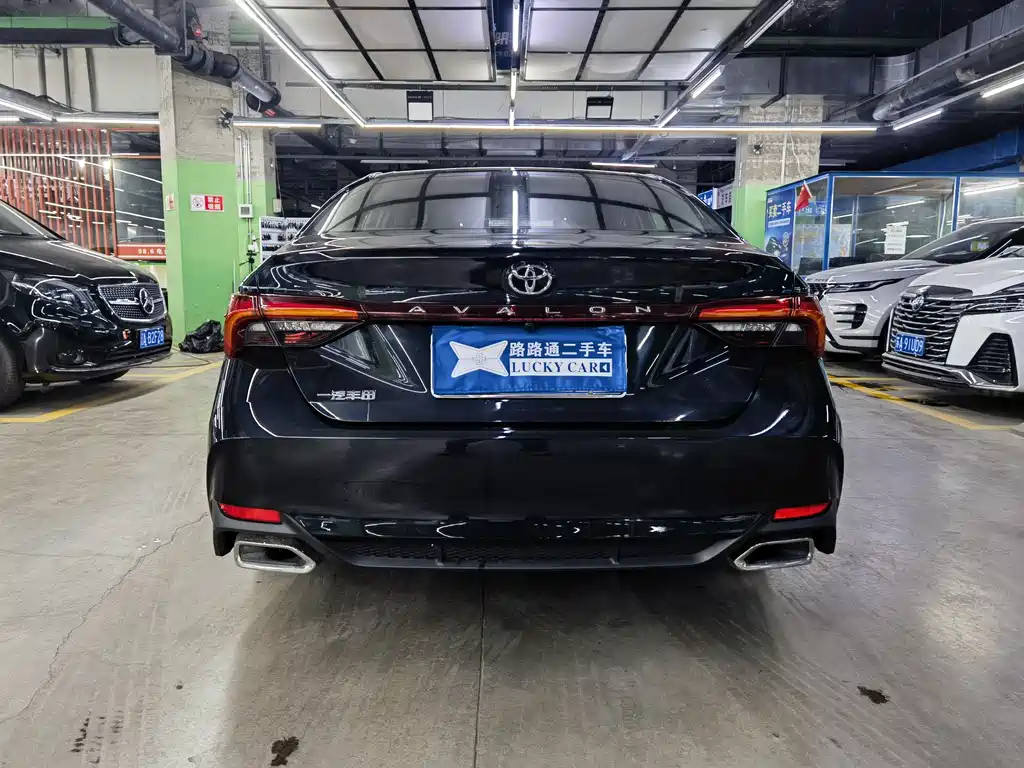 TOYOTA ASIAN DRAGON
