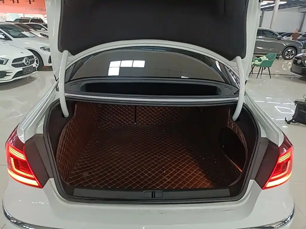 Volkswagen CC — миниатюра 19