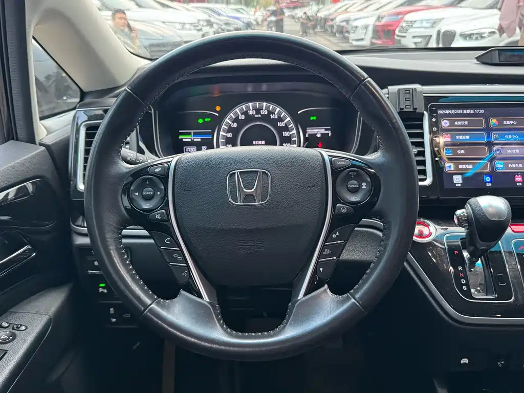 Honda Elysion — миниатюра 12