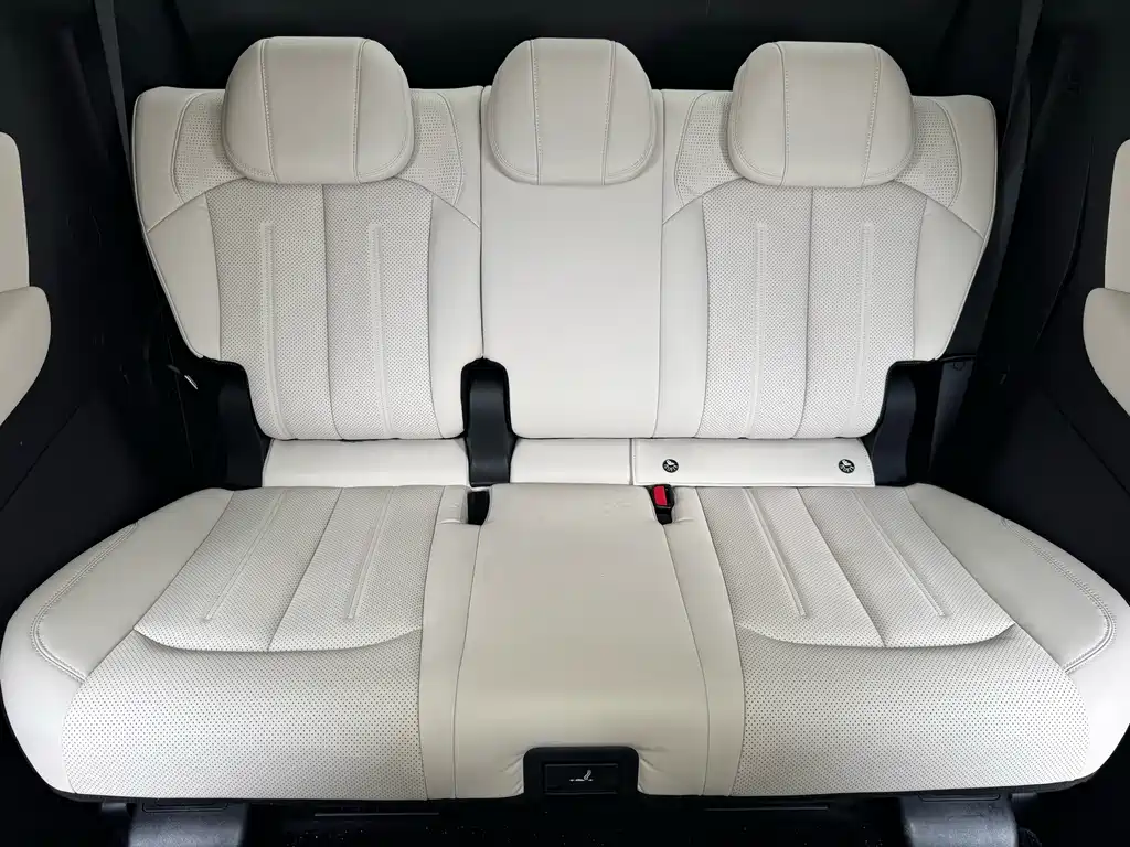 BYD Xia — миниатюра 9