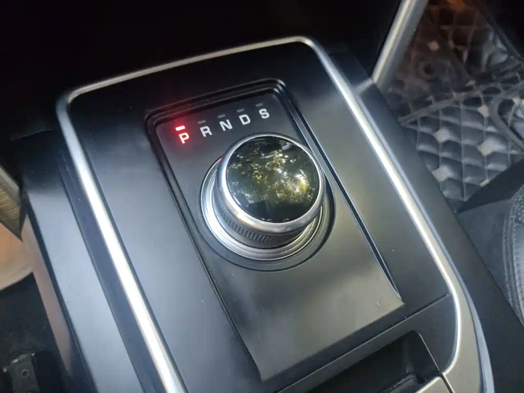 Land Rover Discovery Sport — миниатюра 17