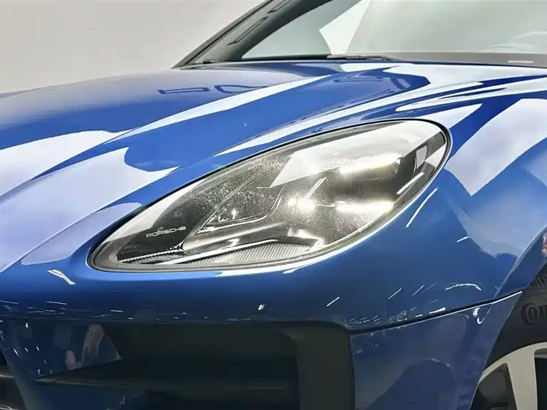 Porsche Macan — миниатюра 7