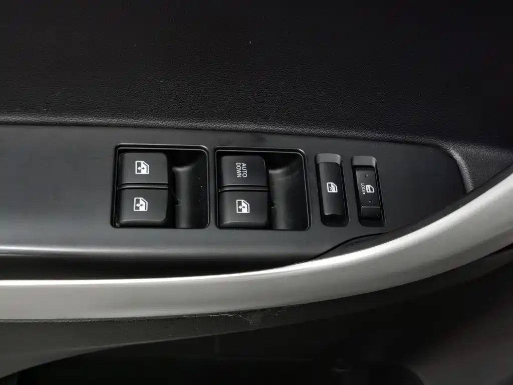 Changan CS35 — миниатюра 9