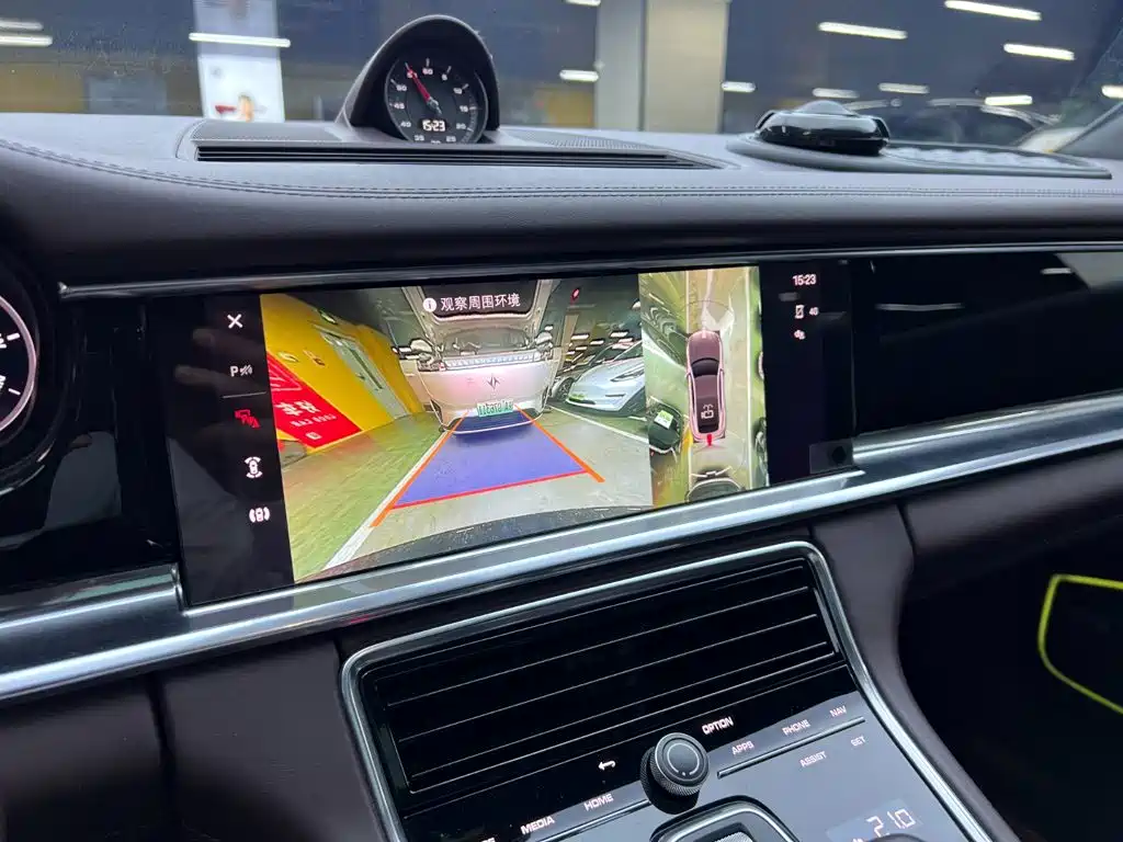 Porsche Panamera — миниатюра 12