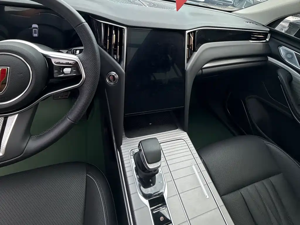 Hongqi HS7 PHEV 2024 2.0T PHEV 7 мест