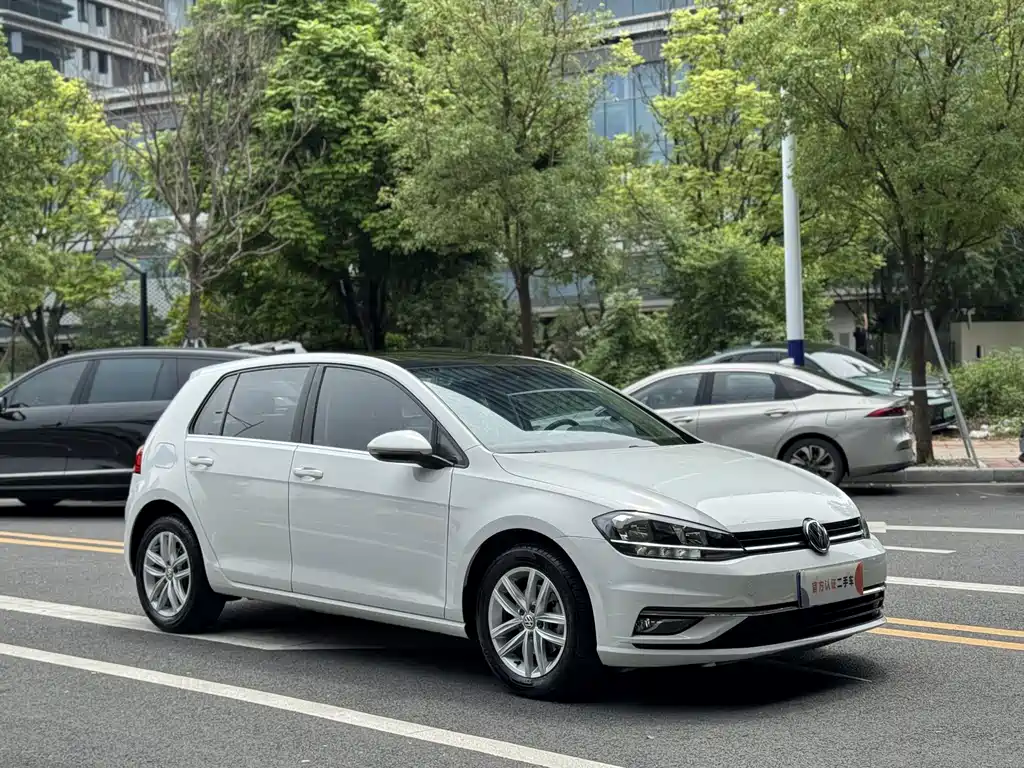 Volkswagen Golf — миниатюра 3