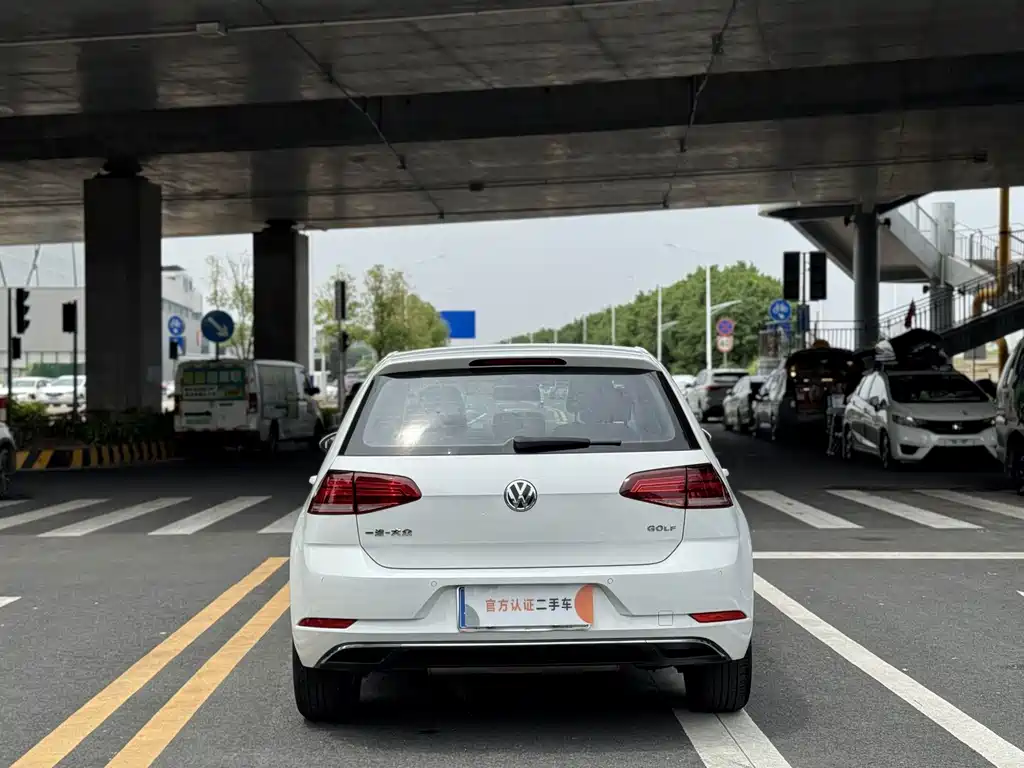 Volkswagen Golf — миниатюра 5