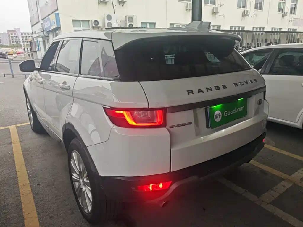 Land Rover Evoque — миниатюра 5