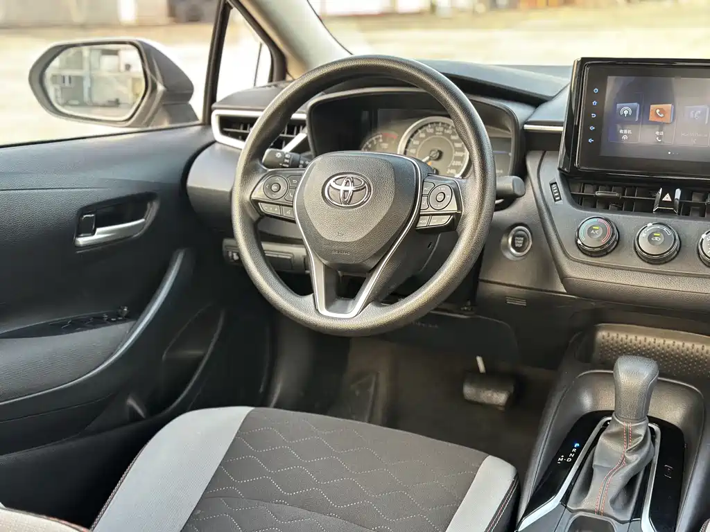 Toyota Corolla — миниатюра 17