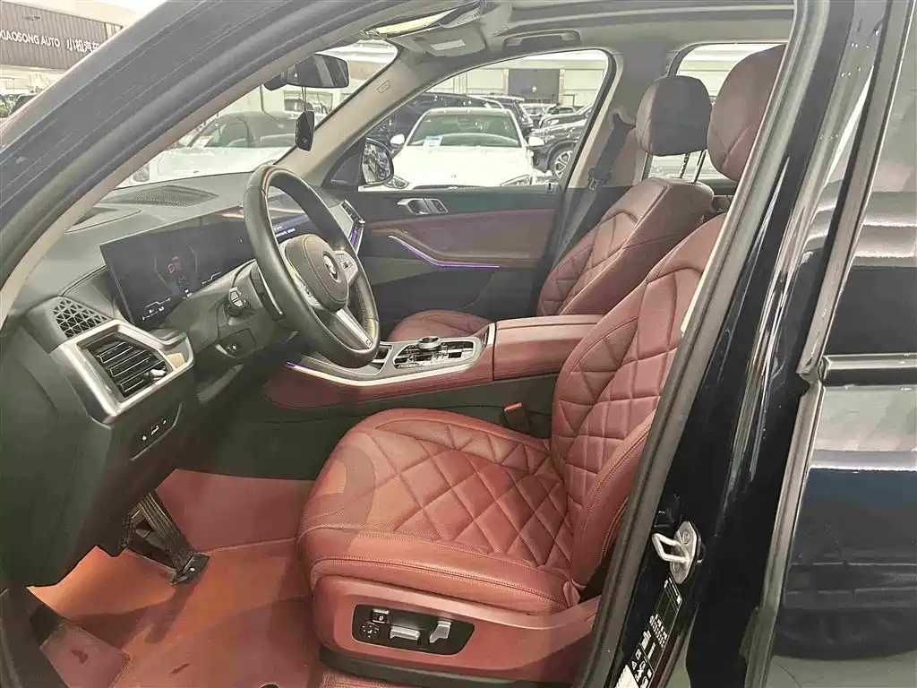 BMW X5 — миниатюра 7