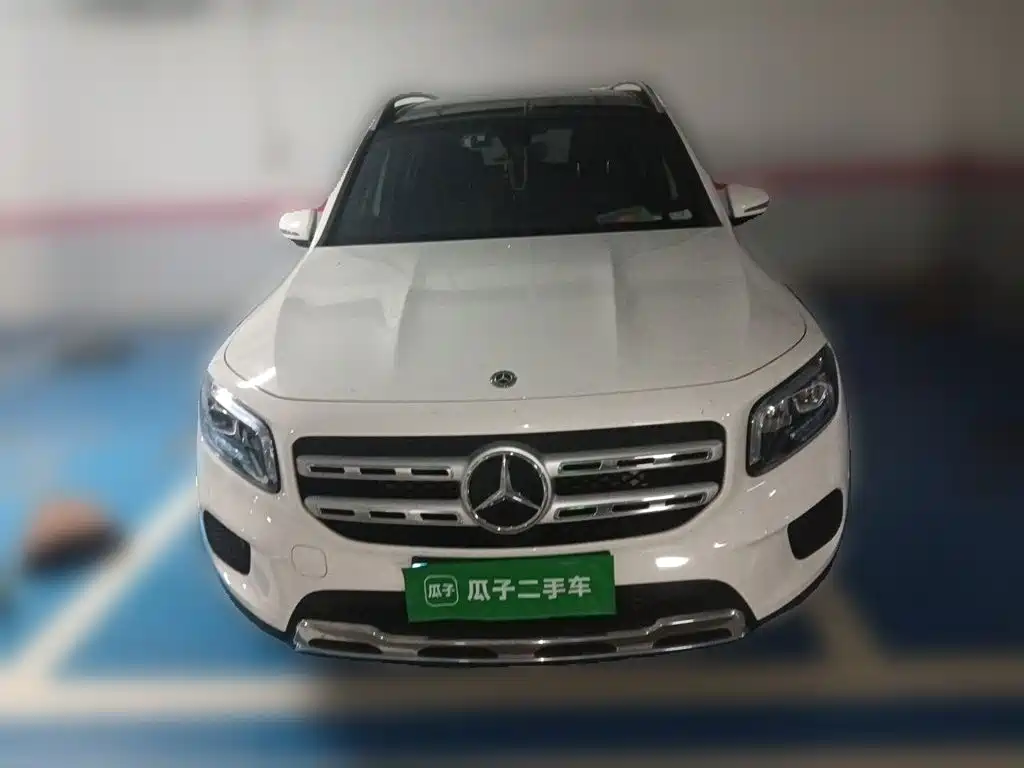 Mercedes-Benz GLB — миниатюра 23