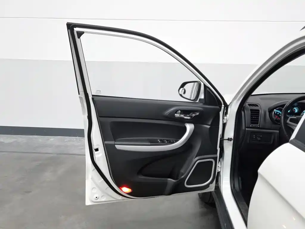 Changan CS35 — миниатюра 8