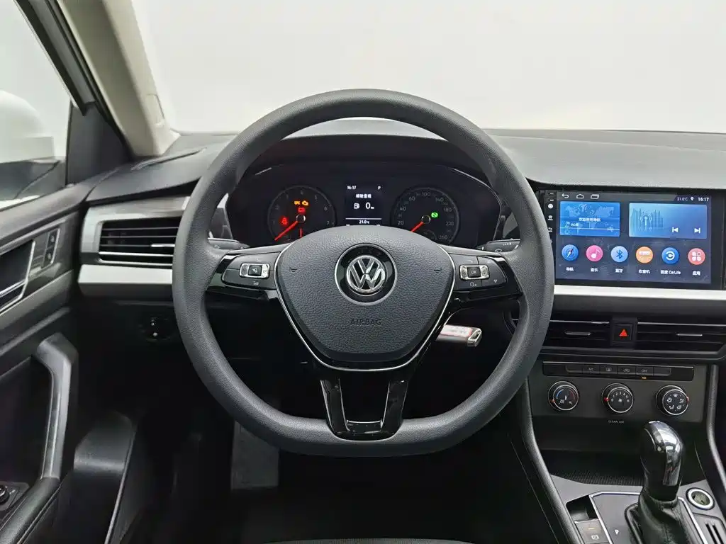 Volkswagen Lavida — миниатюра 11